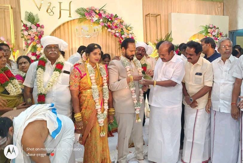 காஞ்சிபுரம் திமுக நகர துணை செயலாளர் முத்து செல்வம் மகன் திருமண நிச்சயதார்த்த விழா