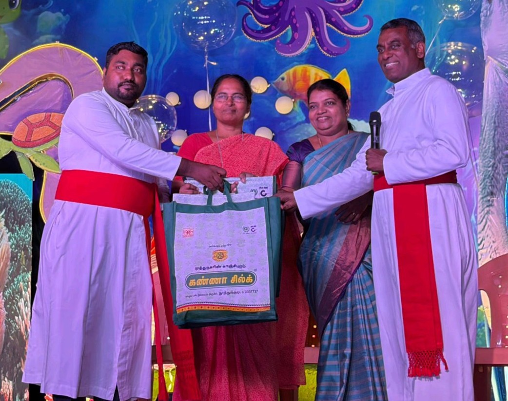 தூத்துக்குடி பனிமய மாதா கோயில் வளாகத்தில் கிறிஸ்துமஸ் விழா