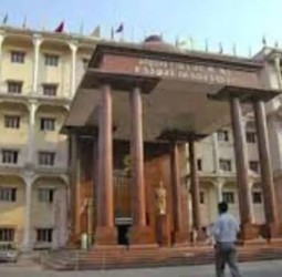 தமிழ்நாடு டாக்டர் எம்ஜிஆர் மருத்துவ பல்கலை.யில் ரூ.12 கோடியில் புனரமைக்கப்பட்ட கட்டிடங்கள்: அமைச்சர் திறந்து வைத்தார்