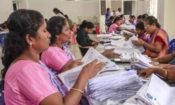 தமிழ்நாட்டில் எஸ்.ஐ.ஆர். பணிகளுக்காக கூடுதல் உதவி வாக்காளர் பதிவு அதிகாரிகள் நியமனம்