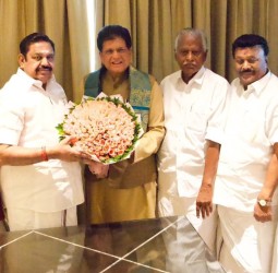 பாஜக பொறுப்பாளரான மத்திய அமைச்சர் பியூஸ்கோயல் எடப்பாடி பழனிசாமி ஆலோசனை