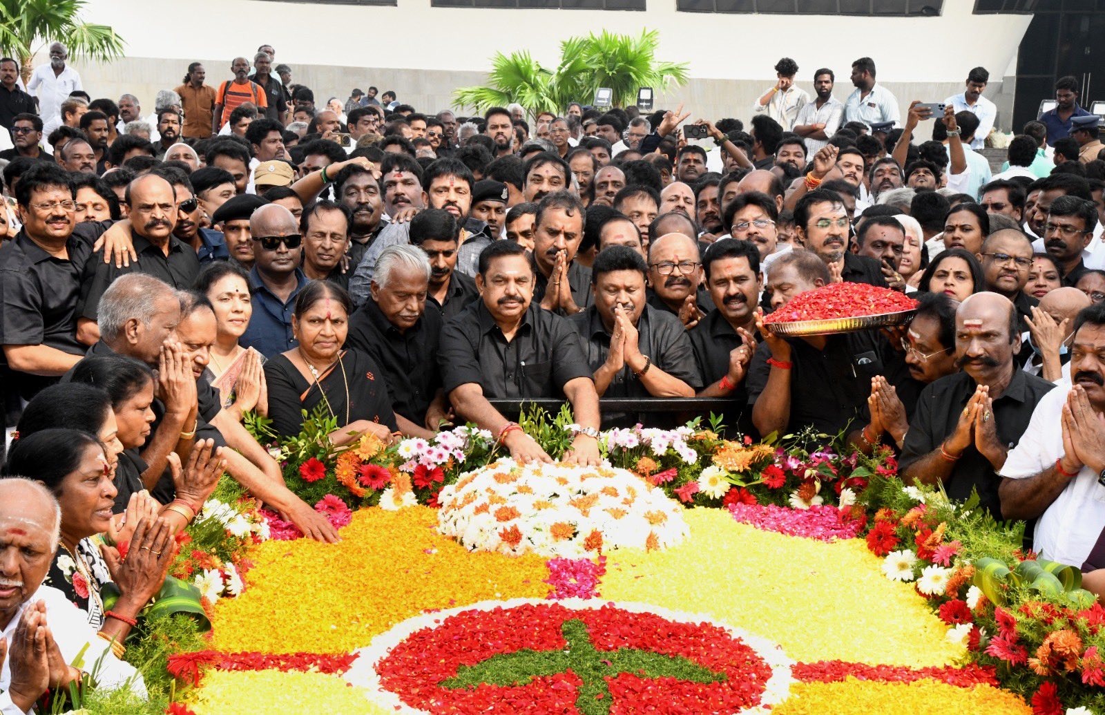 முன்னாள் முதல்வர் ஜெயலலிதா 9-ம் ஆண்டு நினைவு.