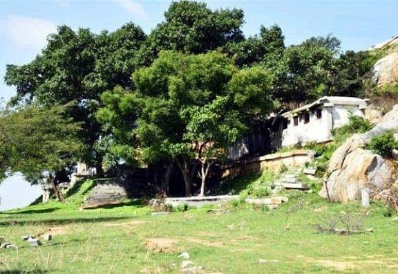 மஹாபாரதத்துடன் தொடர்புடைய கவுரவ குந்தா மலை