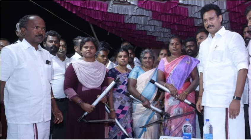 மணப்பாறை ஒன்றியம் உசிலம்பட்டியில் நடந்த திமுக கூட்டம்