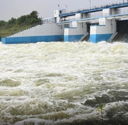 செம்பரம்பாக்கத்துக்கு 1380கனஅடி நீர்வரத்து உள்ளதால்,200 கனஅடி நீர் வெளியேற்றப்பட்டு வருகிறது