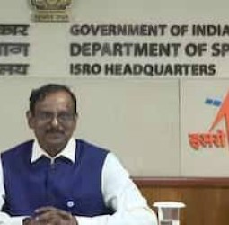 நாட்டுக்கு பெருமை சேர்க்கும் விண்வெளித்துறை: இஸ்ரோ தலைவர் நாராயணன் பெருமிதம்