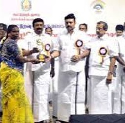 நாமக்கலில் 27 பேருக்கு ரூ.9 லட்சம் மதிப்பில் நல உதவி: அமைச்சர் மதிவேந்தன் வழங்கினார்