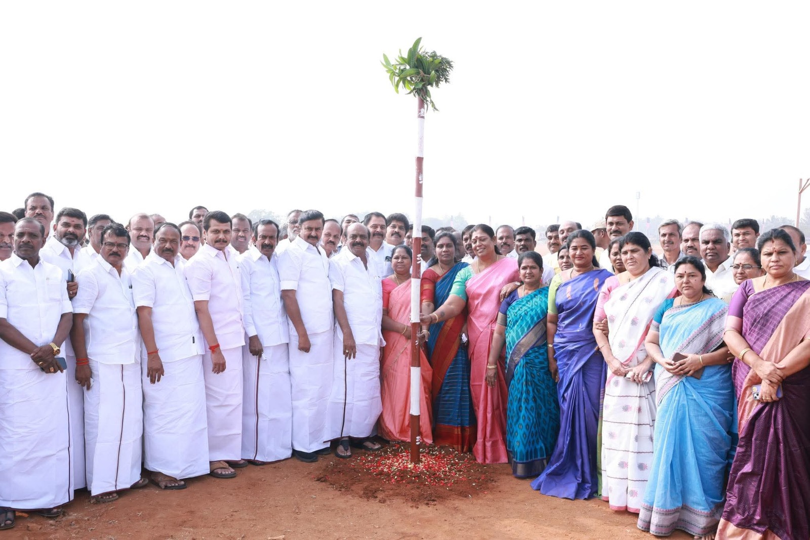 வெல்லும் தமிழ்ப் பெண்கள்” தி.மு.க மேற்கு மண்டல மகளிர் அணி மாநாடு