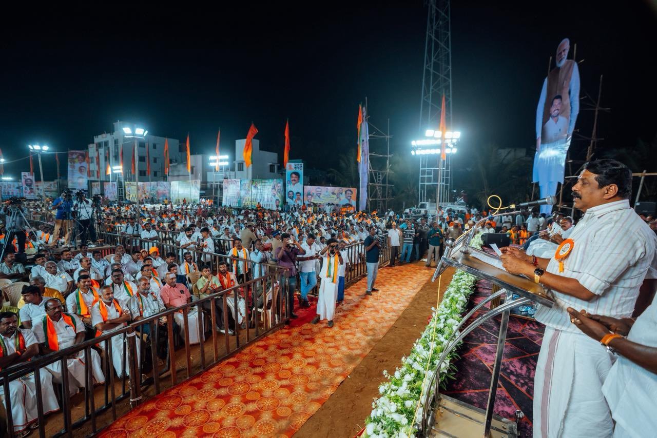 கோபிசெட்டிபாளையத்தில் நடந்த பாஜக யாத்திரை