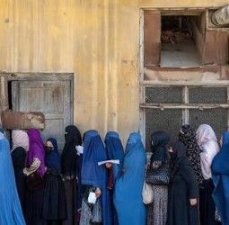 ஆப்கானிஸ்தானில் உணவுப் பஞ்சம் அதிகரிப்பு: ஐ.நா உதவுவதில் சிக்கல் - நடப்பது என்ன?