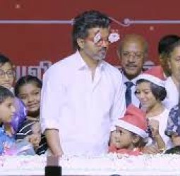 சமூக நல்லிணக்கத்தை 100 சதவீதம் காப்போம்” - கிறிஸ்துமஸ் விழாவில் தவெக தலைவர் விஜய் உறுதி