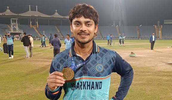 அபிஷேக் சர்மா சாதனையை சமன் செய்த இஷான் கிஷன்: சையத் முஷ்டாக் டிராபி சாதனைத் துளிகள்!