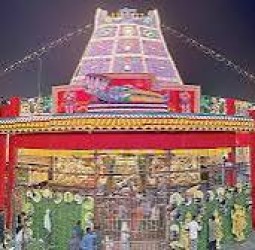 திருப்பதி ஏழுமலையான் கோயிலில் இன்று அதிகாலை சொர்க்க வாசல் திறப்பு: திரளான பக்தர்கள் சுவாமி தரிசனம்