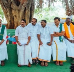 செம்புளிச்சாம்பாளையம் கிராமத்தில் நடந்த கிராம சபை கூட்டம்