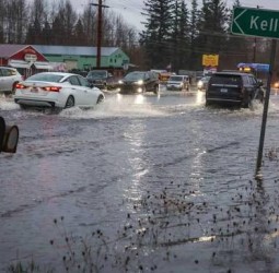 பெருமழை வெள்ளம் : வாஷிங்டனில் அவசரநிலை