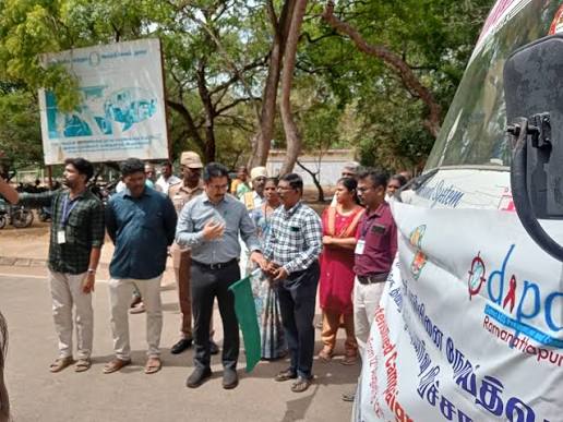 ராமநாதபுரத்தில் உலக எய்ட்ஸ் தின விழிப்புணர்வு; நலத்திட்ட உதவிகள்: கலெக்டர் சிம்ரன்ஜீத் சிங் பங்கேற்பு