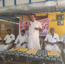 குடவாசல் அருகே அன்னியூரில் வடக்கு ஒன்றிய பாமக நிர்வாகிகள் கூட்டம் நடைபெற்றது.