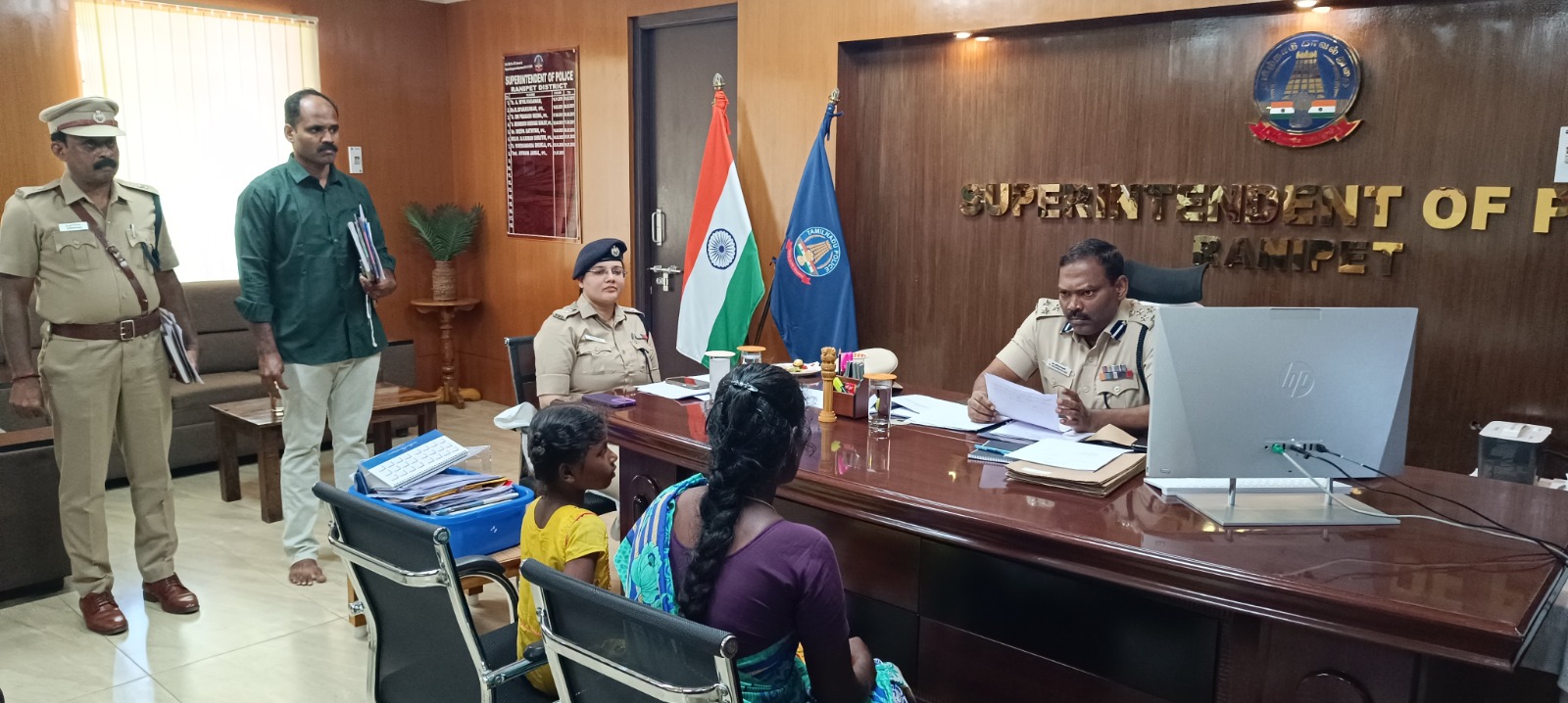 ராணிப்பேட்டை எஸ்.பி. அலுவலகத்தில் பொதுமக்கள் குறைதீர்வு கூட்டம்