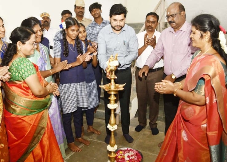 வகுப்பறை கட்டிடத்தை முதல்வர் காணொளியில் திறந்து வைத்தார்