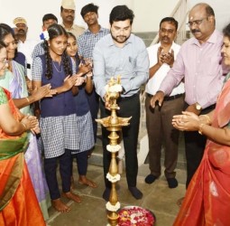 வகுப்பறை கட்டிடத்தை முதல்வர் காணொளியில் திறந்து வைத்தார்