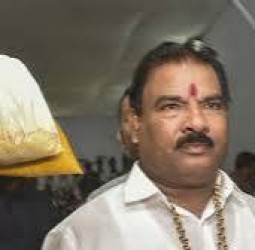 சட்டப்பேரவை கேன்டீன் ஊழியரை தாக்கிய சிவசேனா எம்எல்ஏ மீது மும்பை போலீஸ் வழக்குப் பதிவு