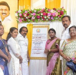 திருவட்டாறு நகரில் சாலை பணி