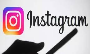 இன்ஸ்டாகிராமில் காதலன் போல பழகி 60 பவுன் நகைகளை சுருட்டிய தோழி: அடுத்து நடந்த சம்பவம்