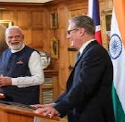 மோடியின் கனிவால் நெகிழ்ந்த மொழிபெயர்ப்பாளர்