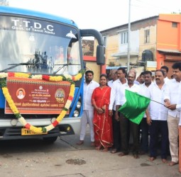 ஆடி மாத அம்மன் திருக்கோவில்களின் ஆன்மீக பயணம்