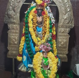 ஆடி வெள்ளி அபிஷேகம்