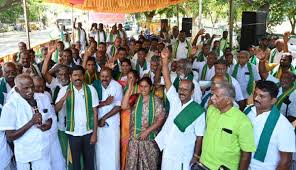 பயிர்க் கடனுக்கான ‘சிபில்’ முறைக்கு எதிராக சென்னையில் விவசாயிகள் உண்ணாவிரதம்