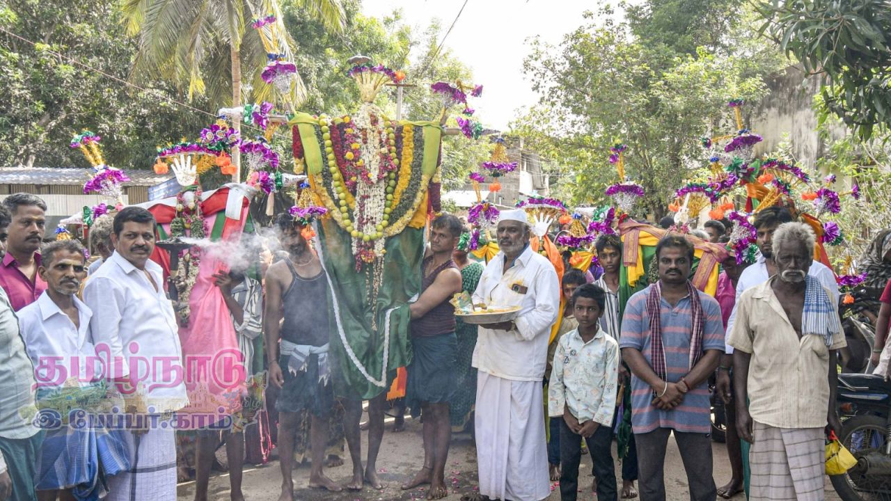 அல்லா சுவாமி ஊர்வலத்துடன் மொஹரம் கொண்டாடிய இந்துக்கள்