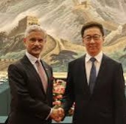 இந்தியா - சீனா இடையேயான கருத்துப் பரிமாற்றம் மிகவும் முக்கியம்: எஸ்.ஜெய்சங்கர்