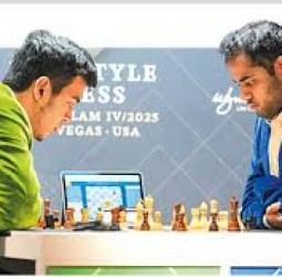 பிரீஸ்டைல் சர்வதேச செஸ்: இந்தியாவின் அர்ஜுன் எரிகைசி அரையிறுதிக்கு முன்னேற்றம்