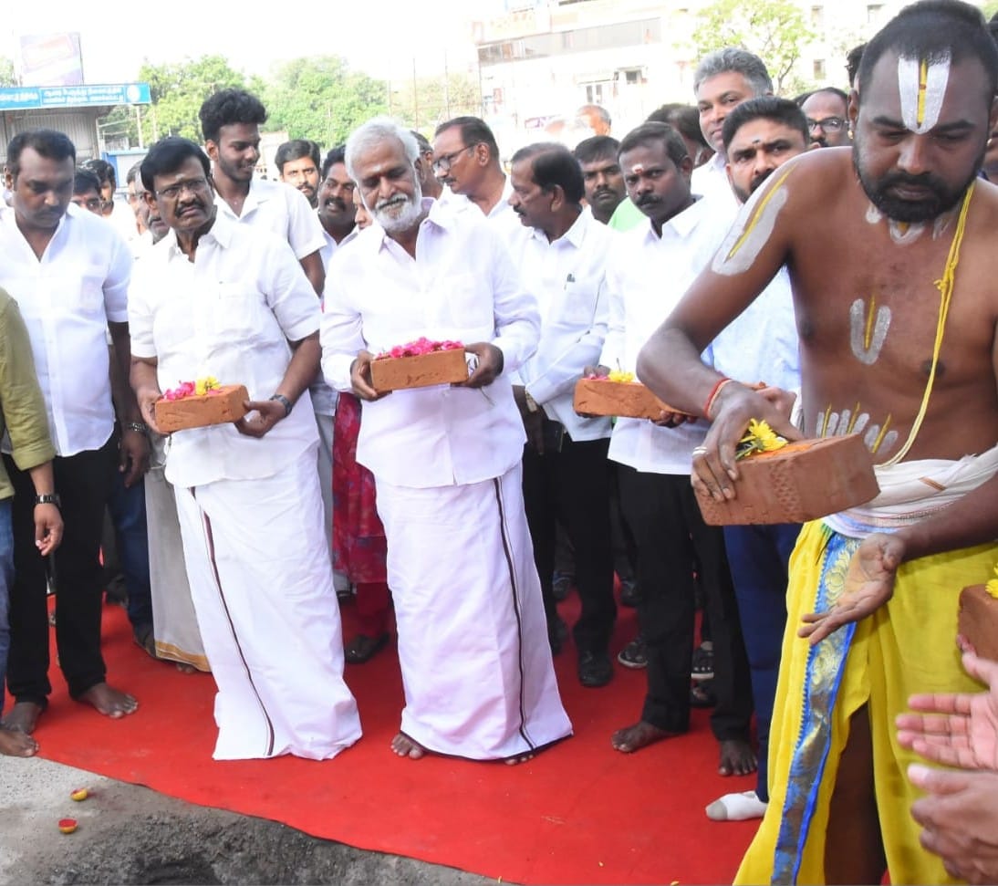 ரூ.36 கோடியில் 3 தளங்களுடன் புதிய பேருந்து நிலைய கட்டுமான பணி