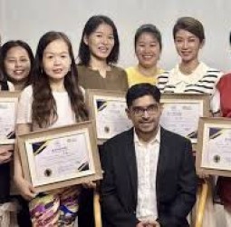 சீனாவில் ஆயுர்வேத சிகிச்சை கேரள டாக்டர் தம்பதிக்கு 'டிமாண்ட்'