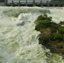 மேட்டூர் அணைக்கு நீர்வரத்து தொடர்ந்து அதிகரிப்பு: ஒரு லட்சம் கனஅடி தண்ணீர் திறப்பு