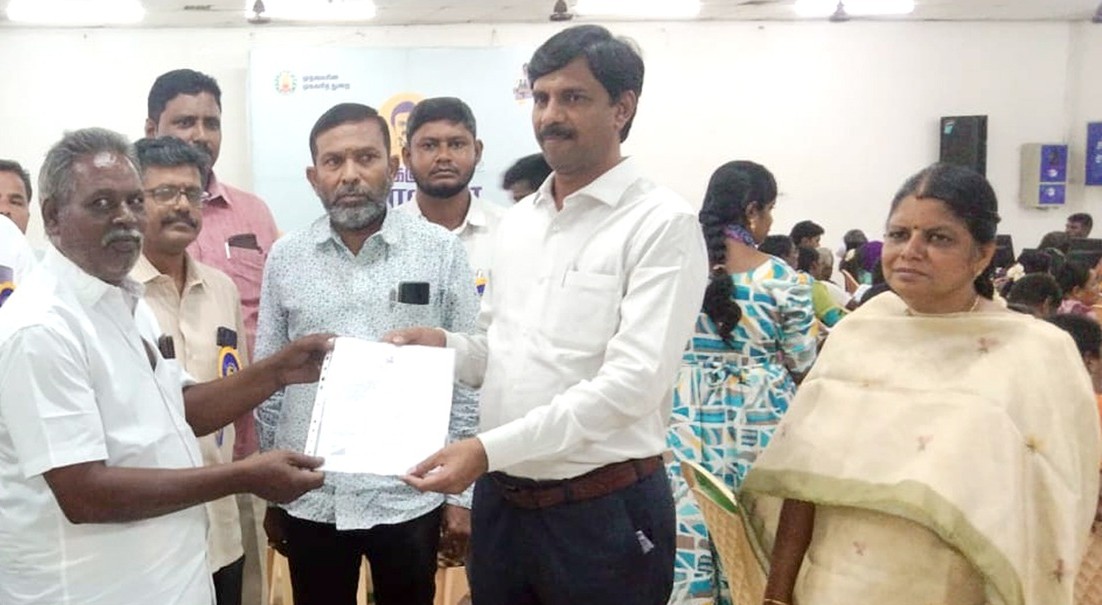 ஈரோடு லக்காபுரத்தில் நடந்த ‘உங்களுடன் ஸ்டாலின்’ திட்ட முகாம்
