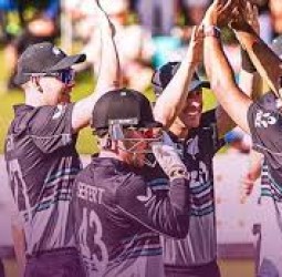 முத்தரப்பு 20 ஓவர் கிரிக்கெட்: தென்ஆப்பிரிக்காவை வீழ்த்தி நியூசிலாந்து அணி முதல் வெற்றி