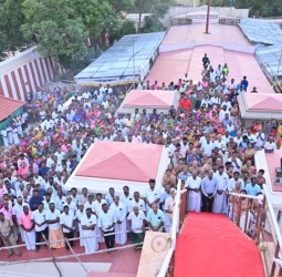 திருப்புளிங்குடி காய்சினவேந்தன் சுவாமி கோவிலில் 12 ஆண்டுகளுக்குப் பிறகு நேற்று கும்பாபிஷேகம்