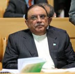 அதிபர் சர்தாரியின் பதவியை பறித்துவிட்டு பாகிஸ்தானில் ராணுவ ஆட்சிக்கு அடித்தளமா?