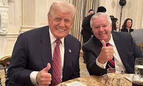 உங்கள் பொருளாதாரத்தை நசுக்கி விடுவோம்; இந்தியாவுக்கு அமெரிக்க எம்.பி. மிரட்டல்