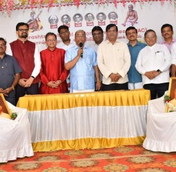 அரசியல் பிரதிநித்துவம் பெறுவது குறித்த ஆலோசனை கூட்டம்