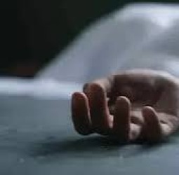 சென்னை அயனாவரத்தில் பரபரப்பு குடும்ப தகராறில் 7 வயது மகளை கழுத்தை அறுத்து கொன்று தற்கொலைக்கு முயன்ற தந்தை