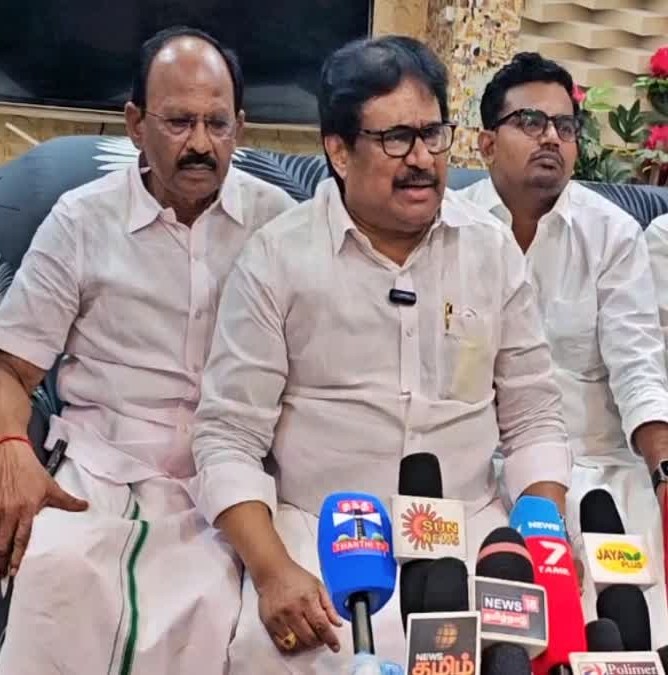 அதிமுக சிவப்பு கம்பள வரவேற்பு காங்கிரசுக்கு தேவை இல்லை திருநாவுக்கரசர் திட்டவட்டம்