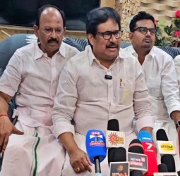 அதிமுக சிவப்பு கம்பள வரவேற்பு  காங்கிரசுக்கு தேவை இல்லை  திருநாவுக்கரசர் திட்டவட்டம்