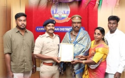 பணி நிறைவு பெற்ற போலீசார்