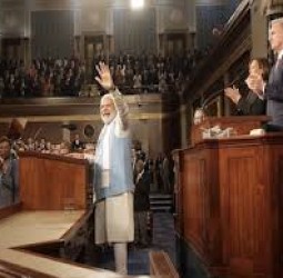 அமெரிக்காவின் முடிவை நாங்கள் எதிர்க்கவில்லை -பாகிஸ்தான் மந்திரி சொல்கிறார்