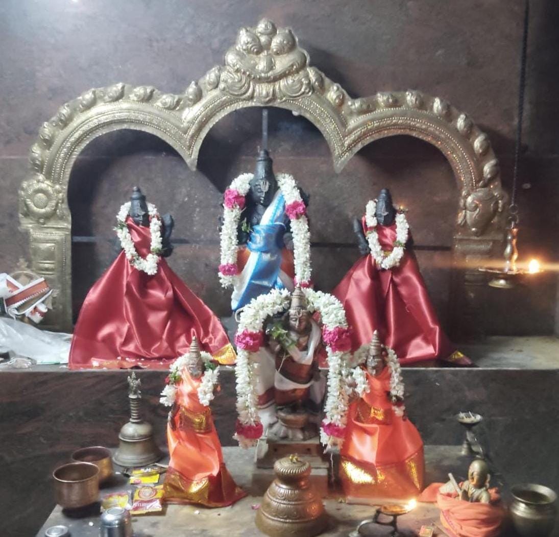 ஆடி அமாவாசை சிறப்பு பூஜைகள்