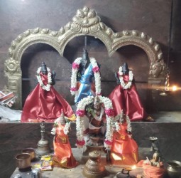 ஆடி அமாவாசை சிறப்பு பூஜைகள்